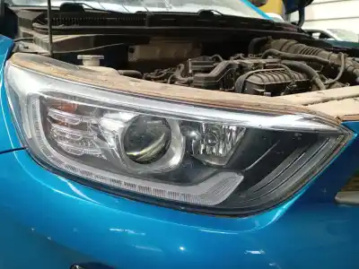 Автозапчасти б/у правая фара за kia stonic (yb) 1.0 t-gdi ссылки oem iam 