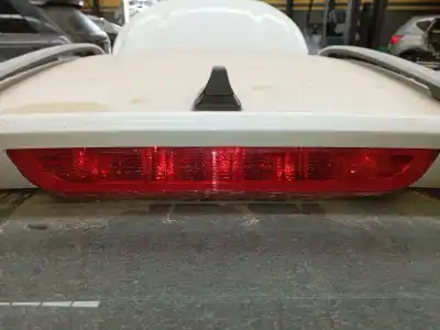 Pezzo di ricambio per auto di seconda mano luce freno centrale per kia stonic (yb) 1.0 t-gdi eco-dynamics+ riferimenti oem iam 