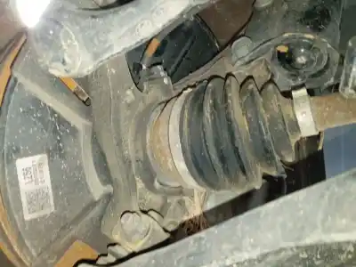 Автозапчасти б/у передняя левая кулачка за kia stonic (yb) 1.0 t-gdi ссылки oem iam 