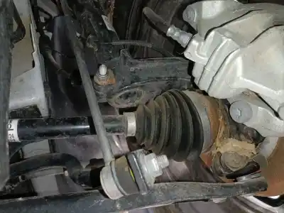 Second-hand car spare part Front Left Transmission for CITROEN C3 III (SX) 1.5 BLUEHDI 100 (SXYHYP, SXYHTU) OEM IAM references 9801048580  