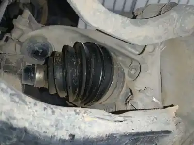 Pezzo di ricambio per auto di seconda mano attacco anteriore destro per bmw x1 (f48) sdrive 18 d riferimenti oem iam 