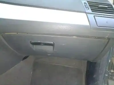 Peça sobressalente para automóvel em segunda mão Porta Luvas por BMW X3 (E83) 3.0 D Referências OEM IAM   