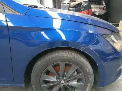 Peça sobressalente para automóvel em segunda mão Guarda-lamas Dianteiro Direito por SEAT LEON (5F1) 1.4 TSI Referências OEM IAM   