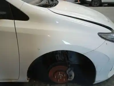 Tweedehands auto-onderdeel rechts voor spatbord voor toyota auris (_e18_) 1.4 d-4d (nde180_) oem iam-referenties 