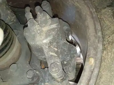 Tweedehands auto-onderdeel remklauw links voor voor toyota auris (_e18_) 1.4 d-4d (nde180_) oem iam-referenties 