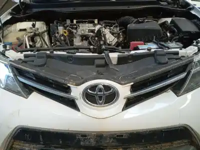 Tweedehands auto-onderdeel voorgrill voor toyota auris (_e18_) 1.4 d-4d (nde180_) oem iam-referenties 