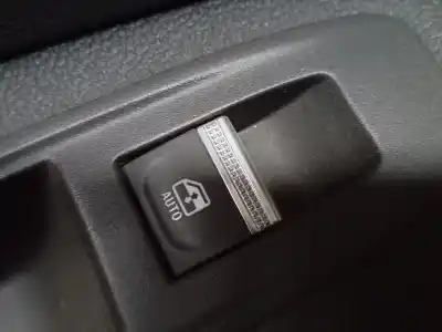 Peça sobressalente para automóvel em segunda mão botão / interruptor elevador vidro traseiro esquerdo por renault captur ii (hf_) e-tech 160 referências oem iam 