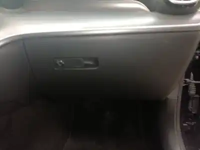 Tweedehands auto-onderdeel handschoenenkastje voor mercedes-benz clase c (w206) c 220 d (206.016, 206.004) oem iam-referenties 