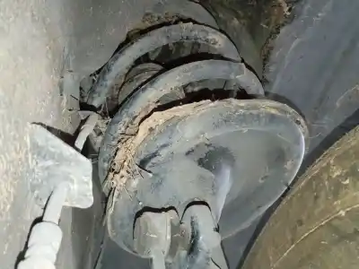 Tweedehands auto-onderdeel schokbreker rechts voor voor hyundai santa fé ii (cm) 2.2 crdi gls 4x4 oem iam-referenties 