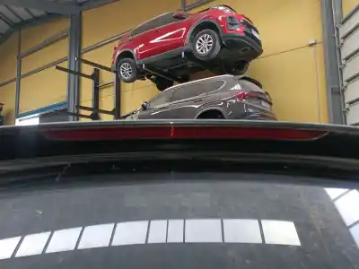 Second-hand car spare part central brake light for audi q5 (8rb) 2.0 tdi quattro oem iam references 