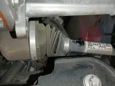 Peça sobressalente para automóvel em segunda mão transmissão dianteira esquerda por peugeot 208 ii (ub_, up_, uw_, uj_) 1.2 puretech 100 referências oem iam 9825391080