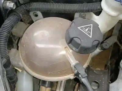 Peça sobressalente para automóvel em segunda mão DEPÓSITO DE EXPANSÃO por PEUGEOT 208 I (CA_, CC_) 1.6 HDI / BLUEHDI 75 Referências OEM IAM   