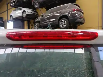 Gebrauchtes Autoersatzteil zentrales bremslicht zum peugeot 208 i (ca_, cc_) 1.2 vti 82 oem-iam-referenzen 