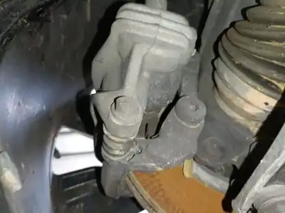 Peça sobressalente para automóvel em segunda mão pinça de travão dianteira direita por citroen c4 cactus 1.5 bluehdi 100 referências oem iam 