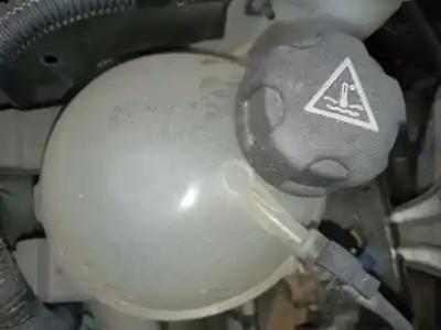 Second-hand car spare part coolant expansion tank for citroen c4 cactus 1.2 thp 110 oem iam references 