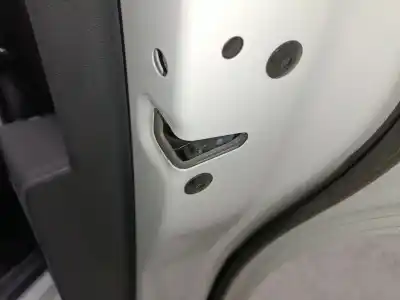 Peça sobressalente para automóvel em segunda mão FECHADURA DA PORTA TRASEIRA DIREITA por VOLKSWAGEN TIGUAN (AD1, AX1) 2.0 TDI Referências OEM IAM   