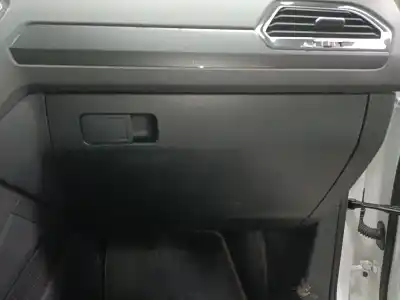 Second-hand car spare part GLOVE COMPARTMENT for VOLKSWAGEN TIGUAN (AD1, AX1) 2.0 TDI OEM IAM references   