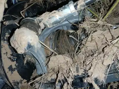 Second-hand car spare part front left knuckle for volkswagen tiguan (ad1, ax1) 2.0 tdi oem iam references 