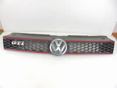 Recambio de automóvil de segunda mano de REJILLA DELANTERA para VOLKSWAGEN POLO (6R1)  referencias OEM IAM   