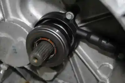 Second-hand car spare part gearbox for ford kuga (cbs) trend oem iam references dg9r-7002-hb  