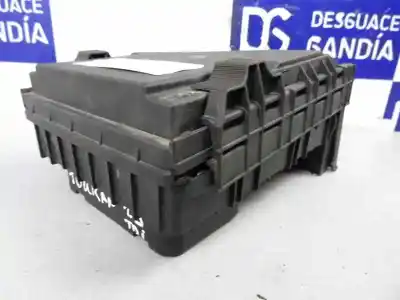 Pièce détachée automobile d'occasion boîtes à fusibles pour volkswagen touran (1t2) highline références oem iam 1k0937535t  
