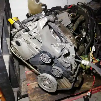 Pièce détachée automobile d'occasion moteur complet pour renault clio ii fase i (b/cb0) 1.4 16v (b/cb0l) références oem iam k7m 744  