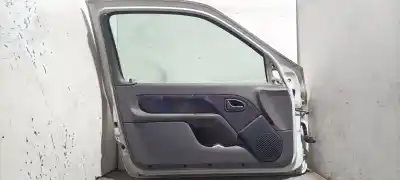 Автозапчасти б/у левая передняя дверь за renault clio ii fase ii (b/cb0) d7f720 ссылки oem iam 7751472464  