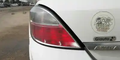 Second-hand car spare part left tailgate light for opel astra h berlina z17dtr oem iam references 