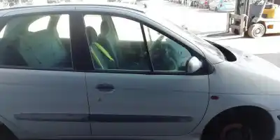 Автозапчастина б/у передні праві двері для renault scenic i (ja...) k4j7 посилання на oem iam 7751474577