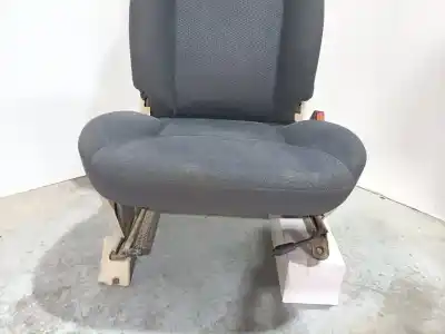 Recambio de automóvil de segunda mano de asiento delantero derecho para nissan terrano/terrano.ii (r20) td27ti referencias oem iam   