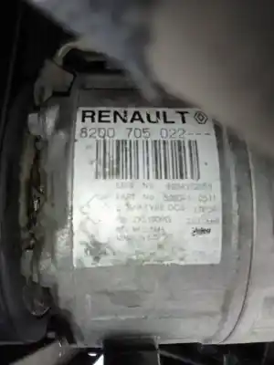 Recambio de automóvil de segunda mano de COMPRESOR AIRE ACONDICIONADO para RENAULT LAGUNA II  referencias OEM IAM 8200705022 8200705022 8200705022 