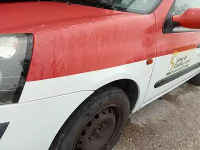 Автозапчастина б/у передне ліве крило для renault clio ii fase ii (b/cb0) d7f746 посилання на oem iam   