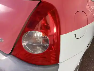 Автозапчастина б/у правий ліхтар для renault clio ii fase ii (b/cb0) d7f746 посилання на oem iam   
