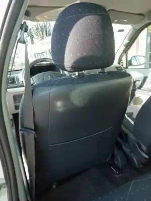 Автозапчасти б/у левое переднее сидение за renault clio ii fase ii (b/cb0) d7f746 ссылки oem iam   