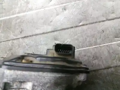 Peça sobressalente para automóvel em segunda mão borboleta de admissão por ford focus berlina (cap) ghia referências oem iam 2s6u9e927d  