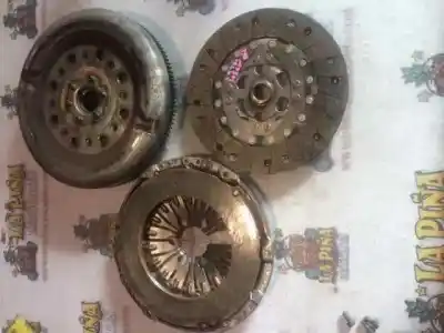 Second-hand car spare part clutch kit for audi a3 (8p) 1.9 tdi ambiente oem iam references 03g141025g  
