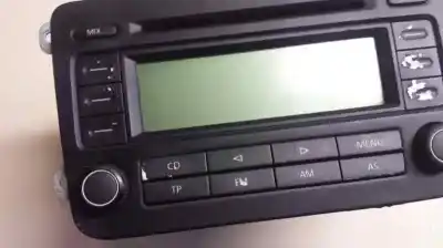 Recambio de automóvil de segunda mano de sistema audio / radio cd para volkswagen golf v berlina (1k1) trendline referencias oem iam 1k0035186j  