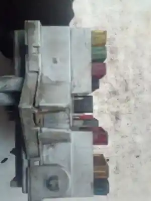 Pezzo di ricambio per auto di seconda mano scatola relè/fusibili per fiat stilo (192) 1.9 jtd 16v cat riferimenti oem iam 46846109  57657