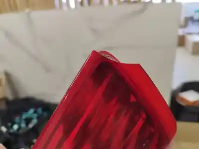 Pezzo di ricambio per auto di seconda mano luci posteriori destra per opel corsa c 1.2 16v cat (z 12 xep / lb4) riferimenti oem iam 13186351  89038961a