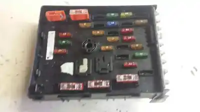 Second-hand car spare part fuse box unit for volkswagen passat variant (3c5) advance plus oem iam references 3c0937125  63592777