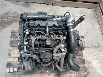 Recambio de automóvil de segunda mano de motor completo para peugeot 307 break / sw (s1) 2.0 hdi fap cat referencias oem iam rhs  