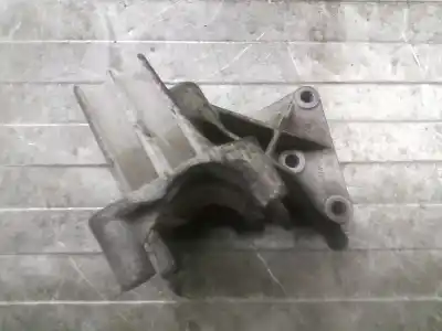 İkinci el araba yedek parçası ARKA MOTOR DESTEGI için OPEL VECTRA B BERLINA  OEM IAM referansları 90497583  