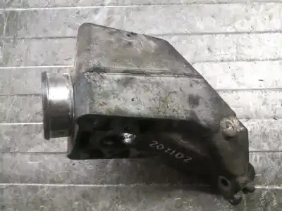 Peça sobressalente para automóvel em segunda mão SUPORTE DO MOTOR ESQUERDO por MERCEDES-BENZ VITO (W639) BASIC, COMBI  Referências OEM IAM A6462230004  