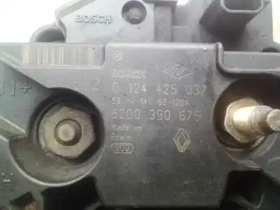 Second-hand car spare part alternator for renault clio iii authentique oem iam references 8200390675  0124425037
