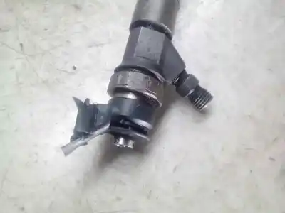 Second-hand car spare part injector for bmw serie 3 berlina (e46) 2.0 16v diesel cat oem iam references 7788609 0445110080 blilcbf0