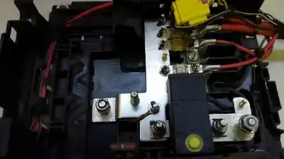 Автозапчасти б/у блок реле/предохранителей за porsche cayenne (typ 9pa) 4.5 v8 turbo cat ссылки oem iam 7l0937548  0446529862