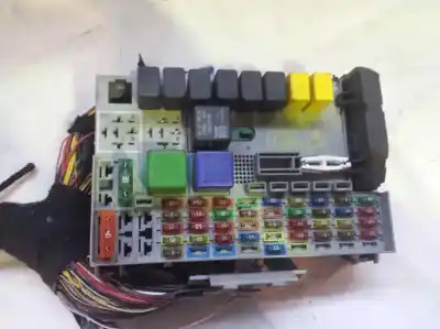 Second-hand car spare part fuse box unit for opel astra g berlina comfort oem iam references 24412497  