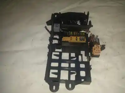 Pièce détachée automobile d'occasion BOÎTES À FUSIBLES pour AUDI A6 AVANT (4F5)  Références OEM IAM 4F0971845  