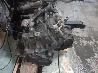 Pezzo di ricambio per auto di seconda mano riduttore per opel zafira a motor 2.0 ltr. - 74 kw dti riferimenti oem iam  f23 5495775 g1300sj g1300221593