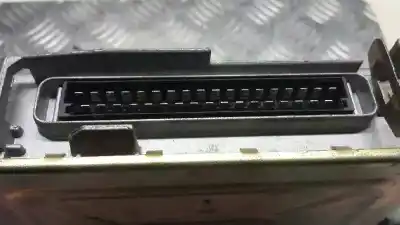 Pezzo di ricambio per auto di seconda mano centralina motore per citroen ax first riferimenti oem iam 9621760680e  g6110c01